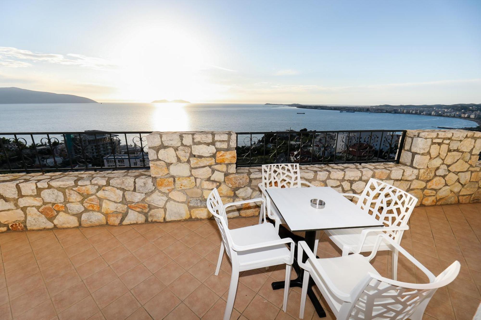 Vila Dena Vlorë Exterior foto