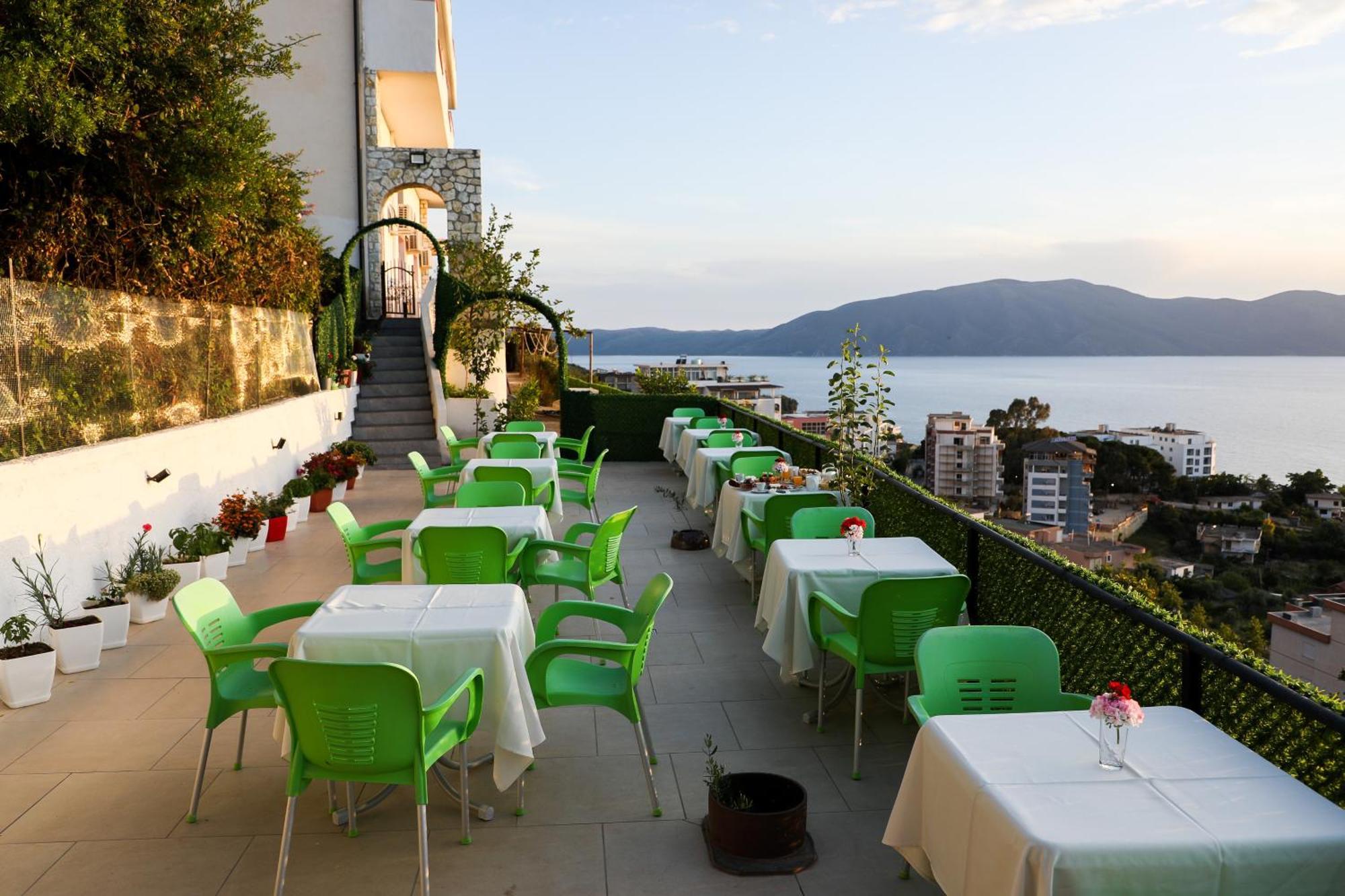 Vila Dena Vlorë Exterior foto